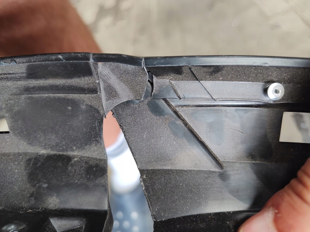 фото №13, Hyundai ioniq 5 - бампер передній чорний