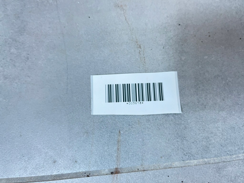 Обшивка двері лівий задній решітка sportline mercedes w124 sedan 1247370970 Київ