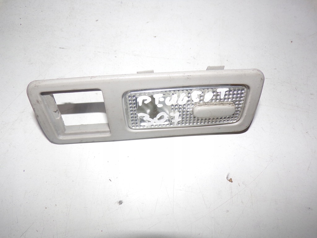 фото №1, Лампа потолочный peugeot 307