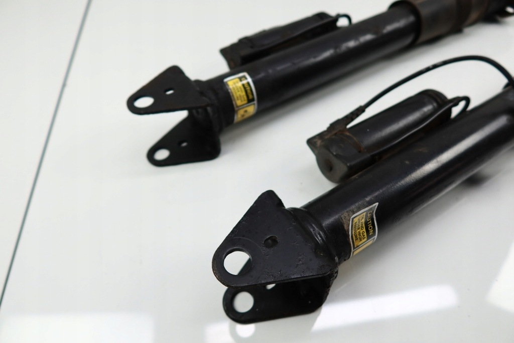 фото №8, Mercedes w164 амортизатор задня задній ml gl x164 ads лівий правий airmatic