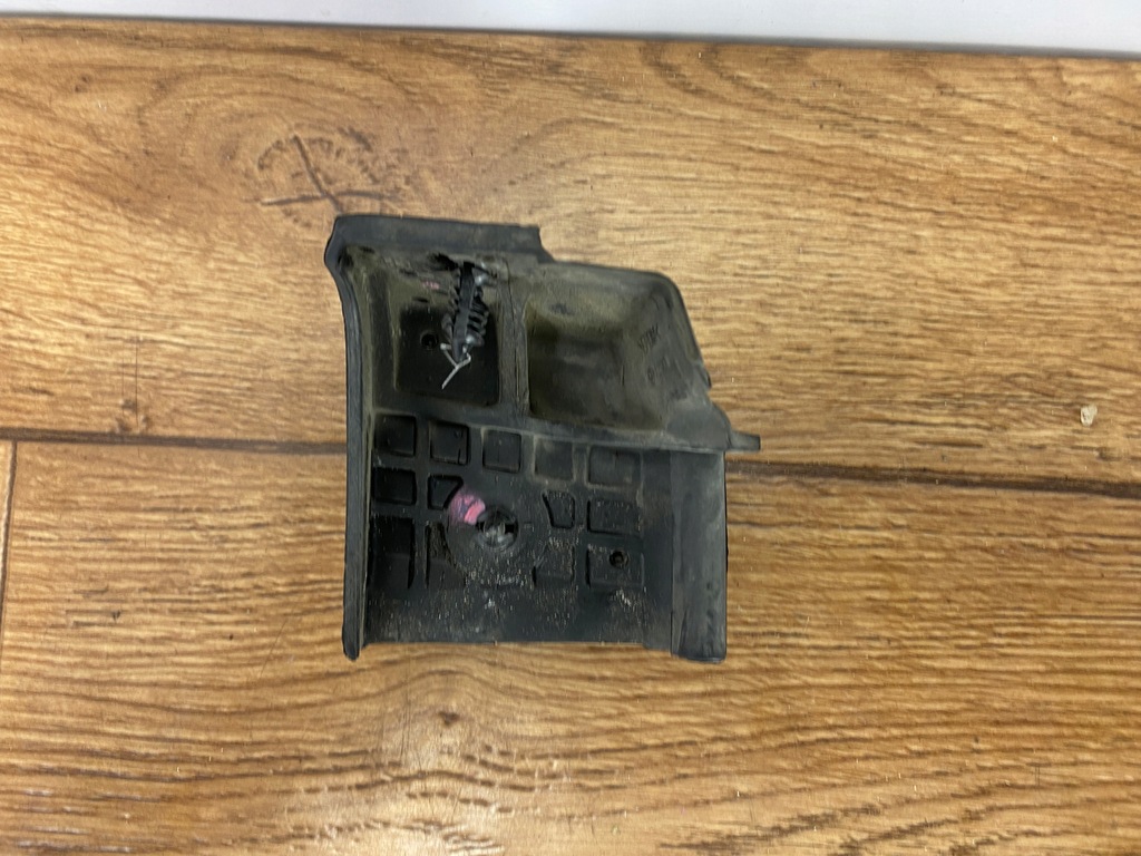 фото №6, Гумовий елемент прокладка стійка ліва jeep wrangler jl 2018+ usa