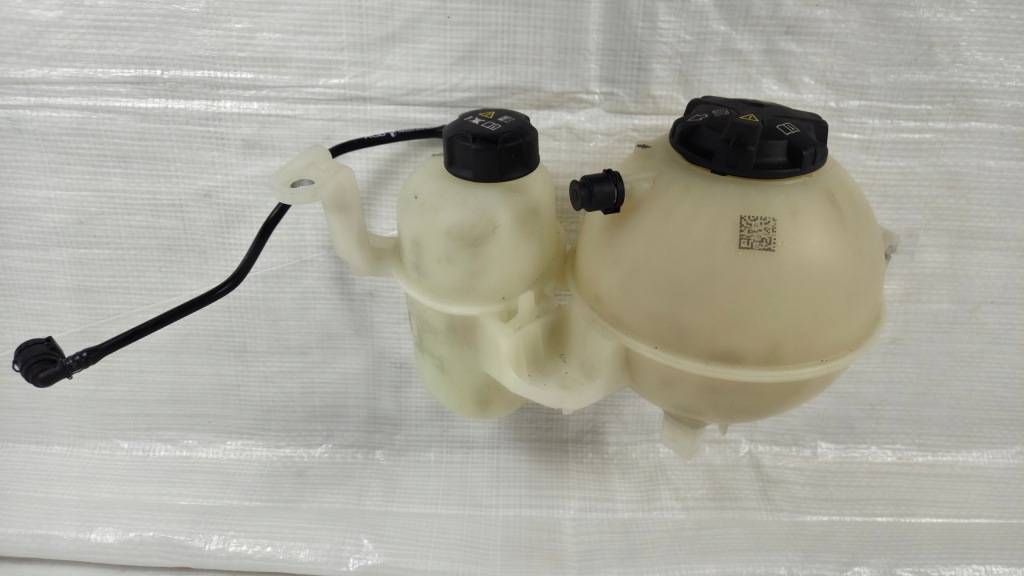 Купити Bmw x3 g45 бак розширювальний шланг водяний комплект 5a28ef5 5a28ef4