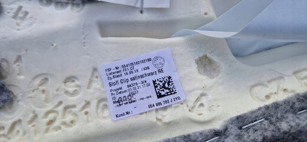 фото №5, Обшивка сиденье задняя 654885702j правый новый оригинал skoda scala