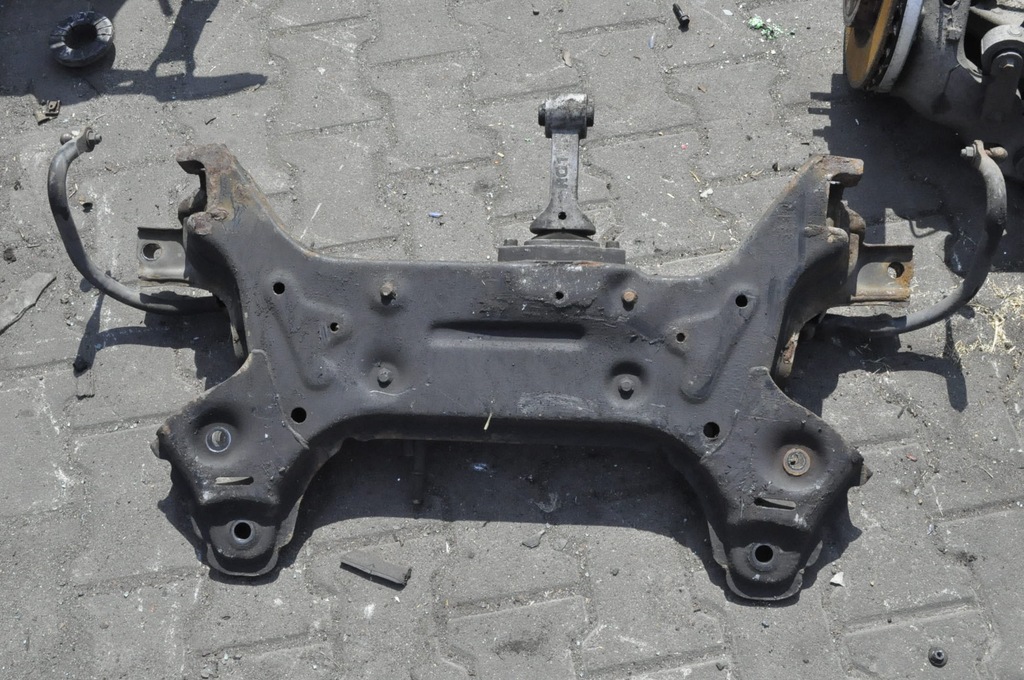 фото №6, Hyundai i20 1.2 b подрамник подрамник подвеска