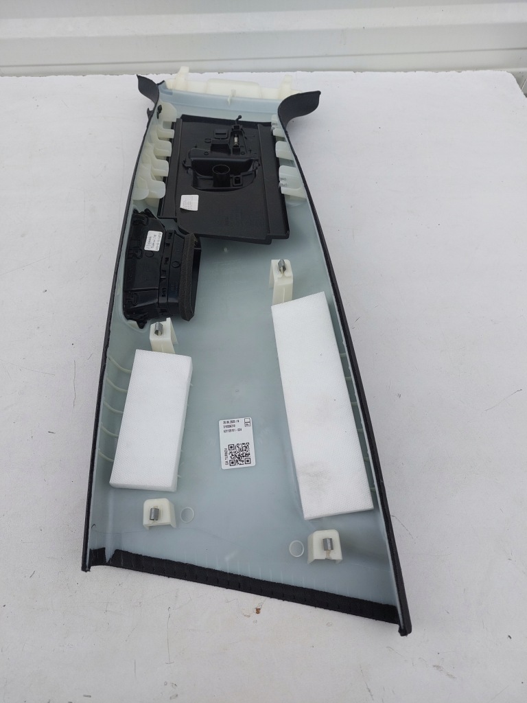 фото №2, Захист стійка права volvo v60 ii eu