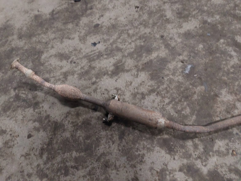 фото №9, Гаситель выхлоп средний corolla e12 2.0 d4d