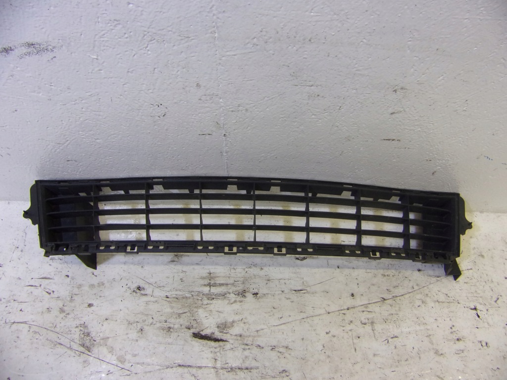 Купити Решітка бампера середня renault clio 3 622541459r