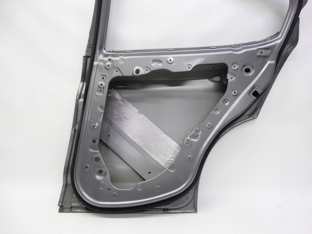 фото №12, Alfa romeo giulia 2016+ двері праве задні оригінальні