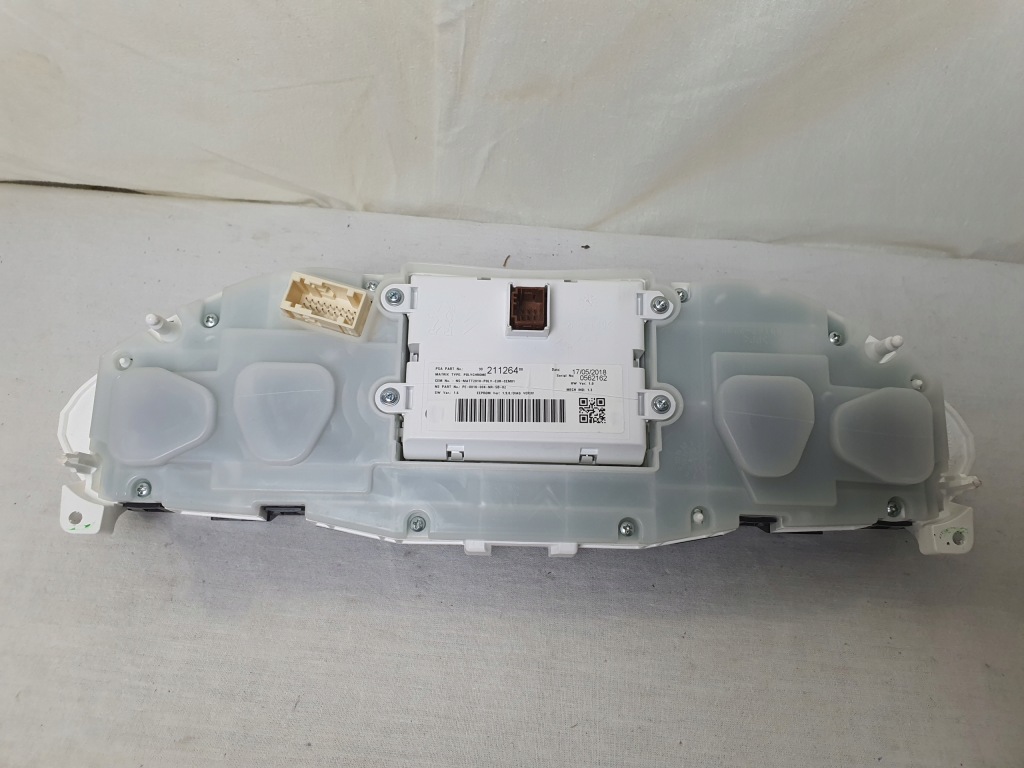 фото №4, Счетчик приборная панель peugeot 2008 9822915780 208