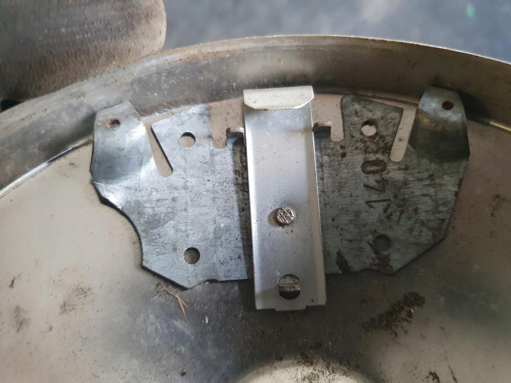 Автомобіль prl протитуманна фара корпус лампа oryg prl 14 cm в Україні