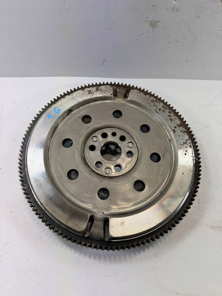 фото №1, Hyundai оригинальный номер 232002b590 колесо маховик