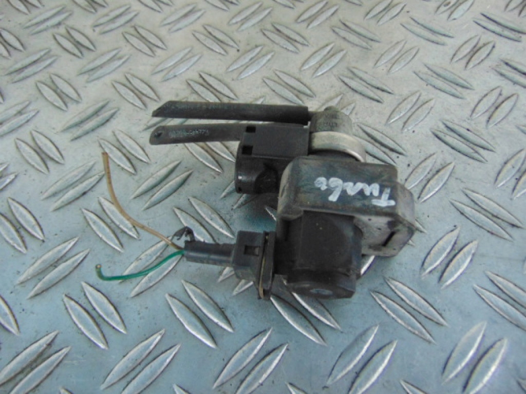 фото №1, Kia rio клапан вакууму ---