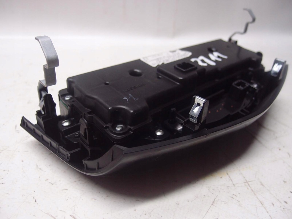 фото №12, Панель кондиционера qashqai ii 2017r 275004ea1a