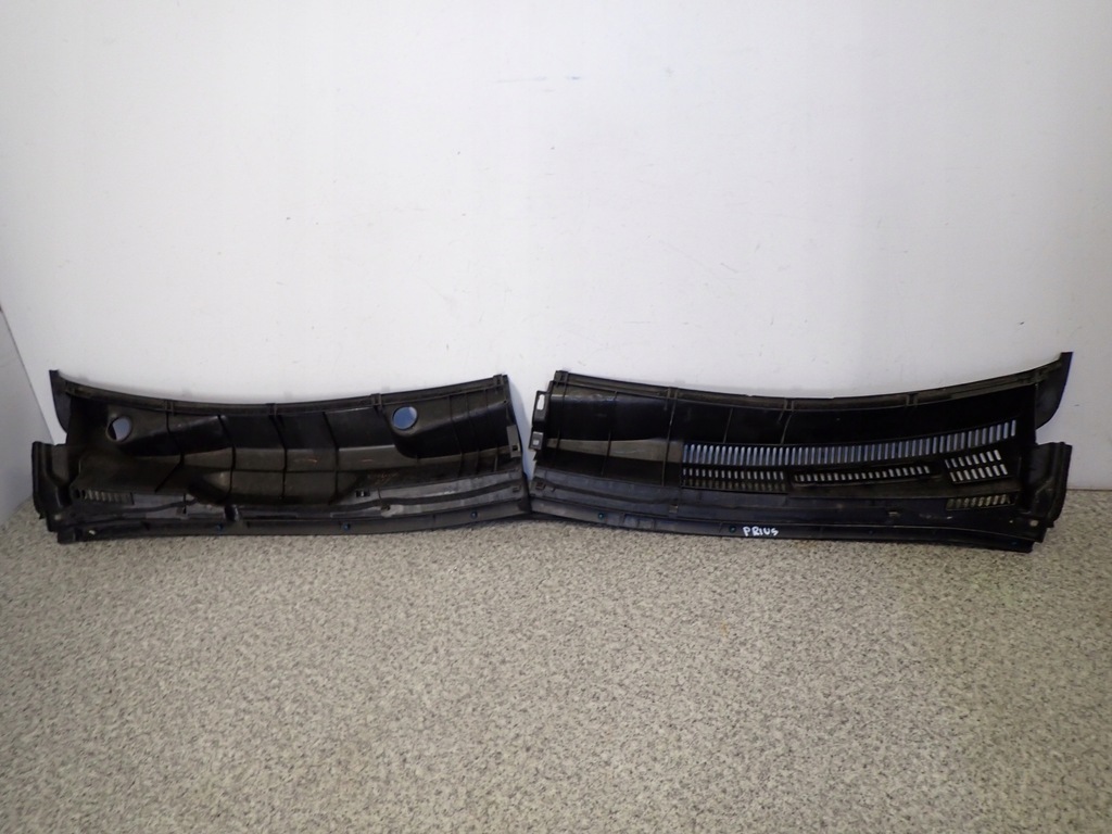 фото №10, Toyota prius ii 03-08 жабо пластиковый