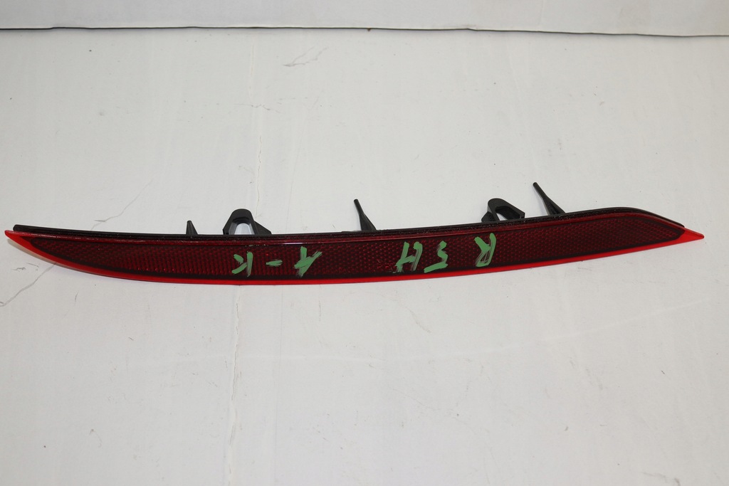 фото №1, Opel astra k хетчбек відбивач правий бампера задня