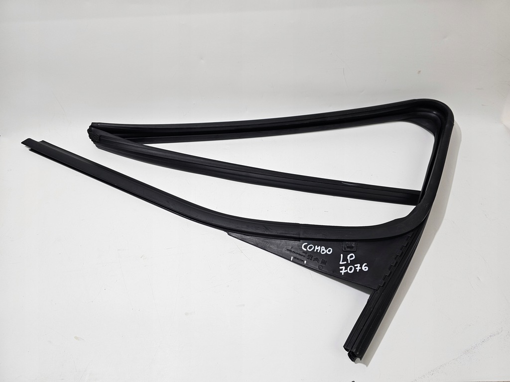 фото №1, Прокладка двері скребок лівий перед berlingo rifter partner combo e #7076