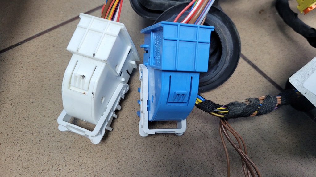 фото №8, Mercedes eqe w295 350+ 23r жгут электропроводка салона