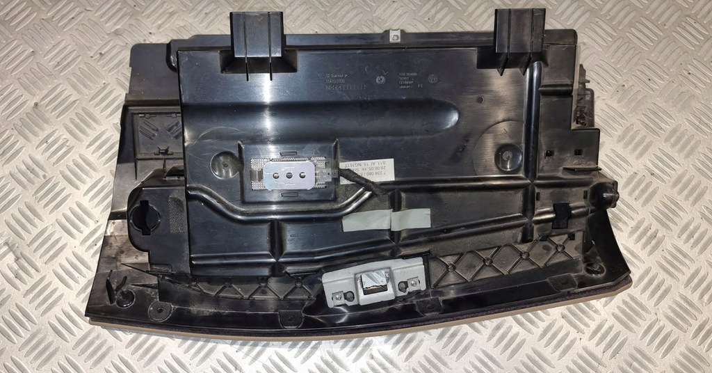 фото №8, Bmw e60 бардачок панелі пасажира бежевий корпус pod вимикач подушка безпеки 7034080