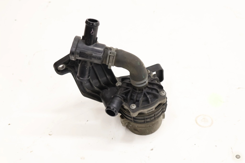 фото №1, Audi s5 8w насос wody 8w0965567c