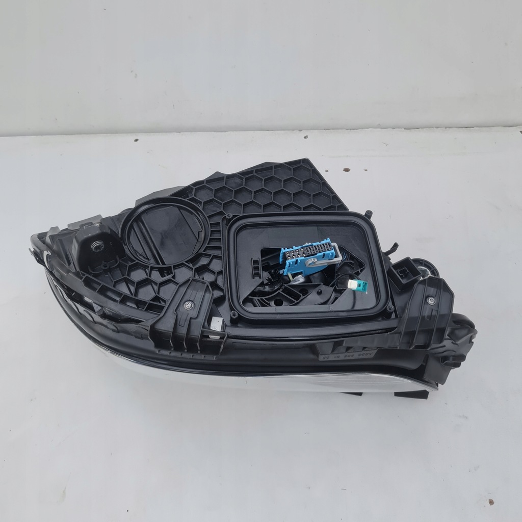 фото №8, Mercedes w206 лампа левая перед digital full led eu a2069064703