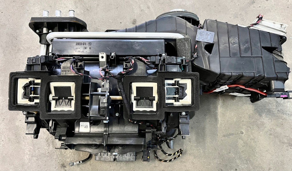 фото №1, Bmw 5 f10 f11 13r. обігрівач 9202574