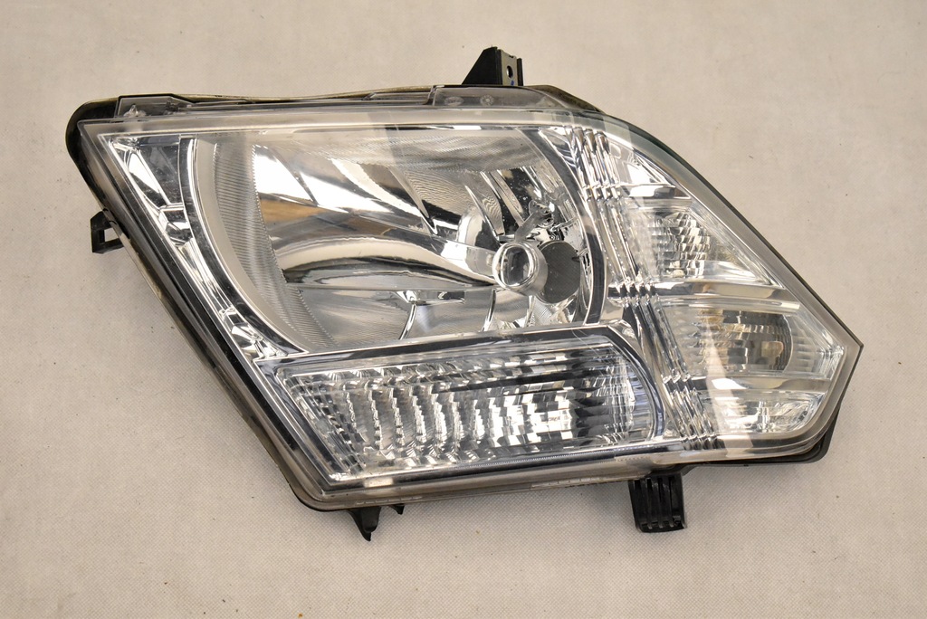 фото №1, Nissan navara d40 2010-16 pathfinder лампа правая