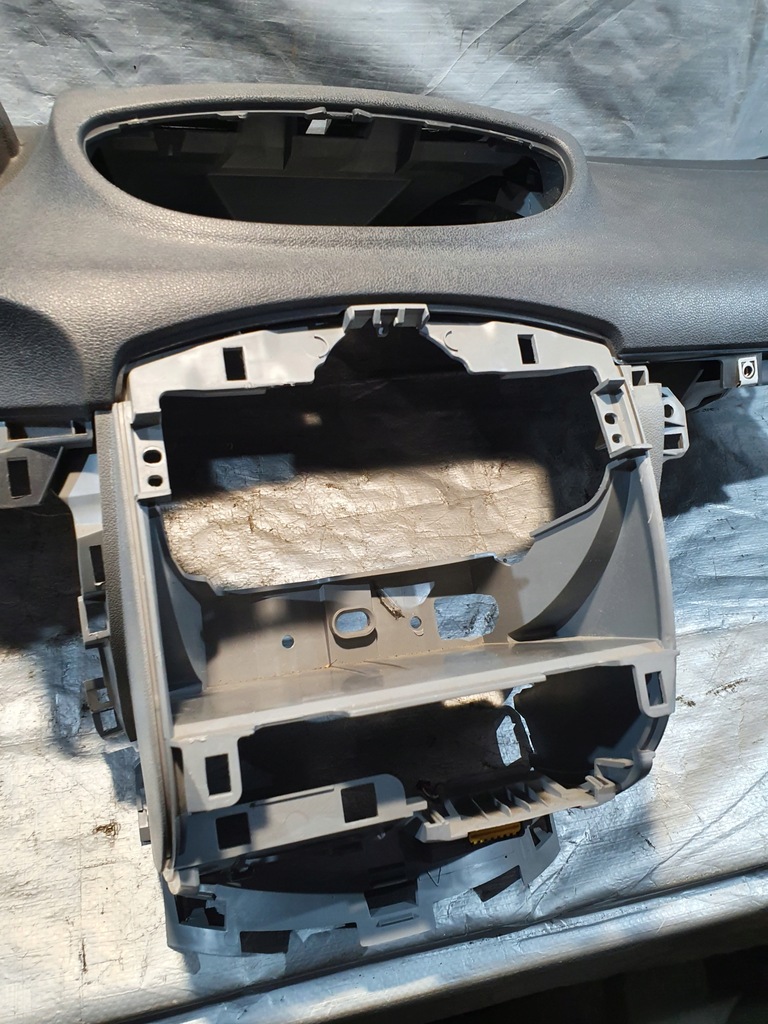 фото №6, Панель приладів приладова renault clio iii 05-12r.