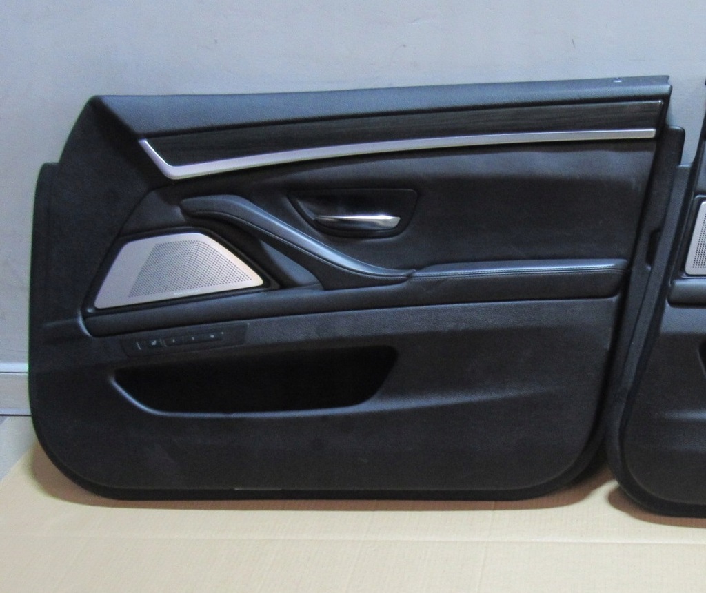 фото №1, Bmw 5 m5 f10 обшивка обивка дверь правый перед