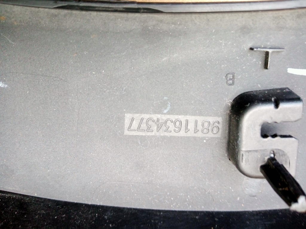 фото №7, Peugeot 3008 ii левая молдинг крыла задняя 2016r.-