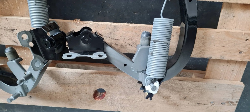 фото №10, A5 8w петля петлі кришки багажника задня coupe ly9b 8w6827301 8w6827302 2x