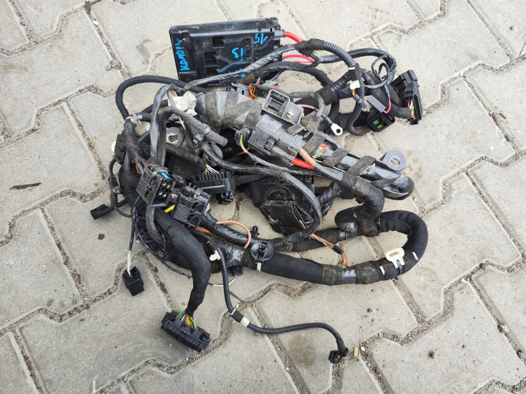 фото №1, Жгут отсек двигателя bmw i3 rex