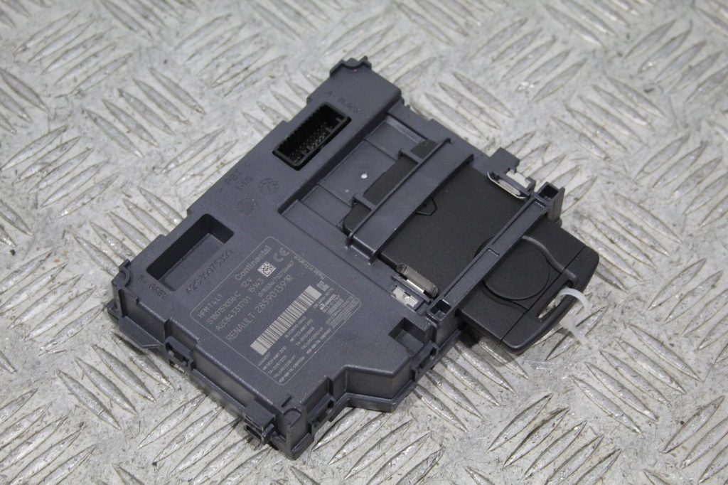 фото №1, Считыватель карта замок зажигания ключ карта clio iv 4