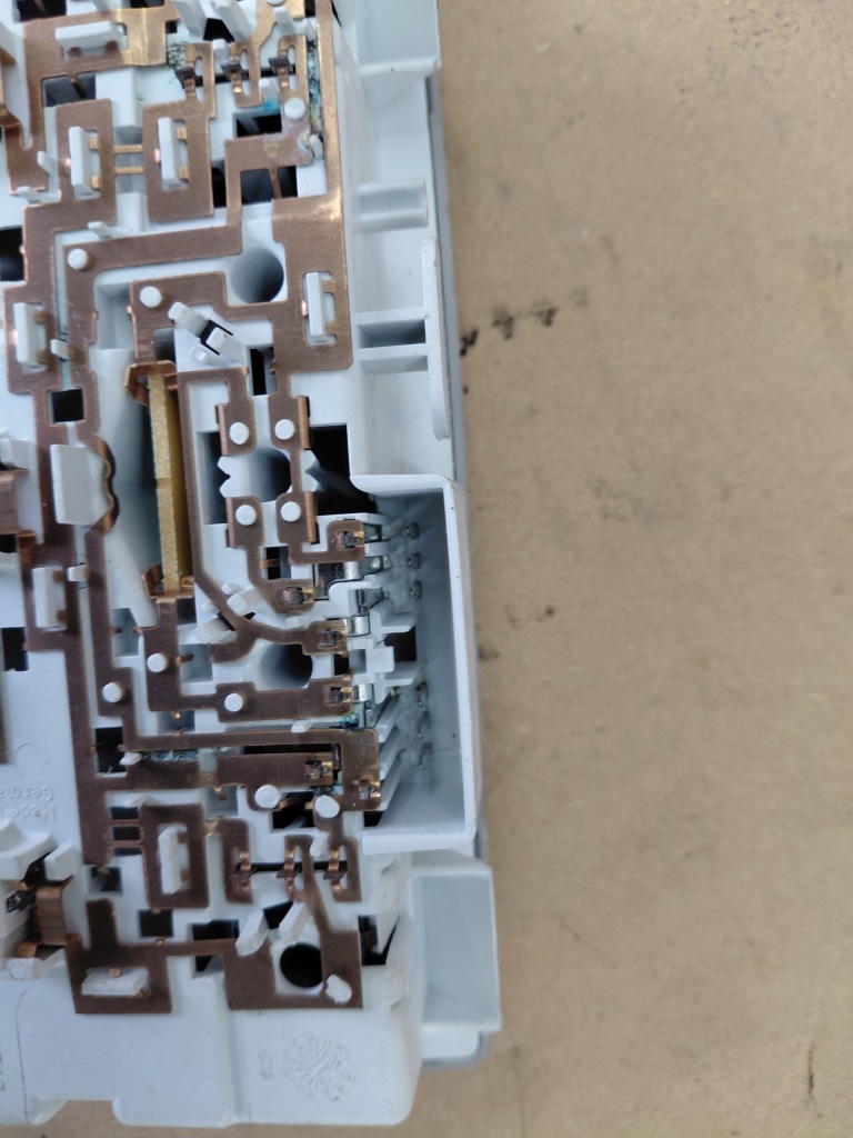 Opel insignia a рестайлинг  лампа обшивки потолка салона Доставка