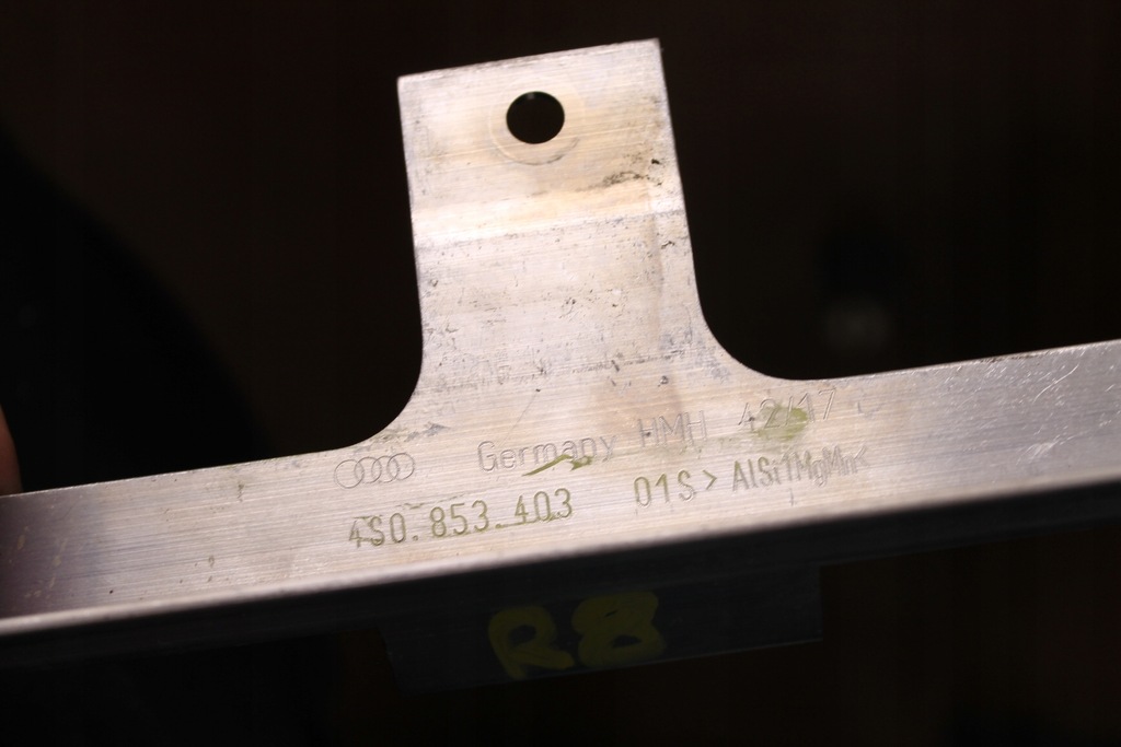 фото №4, Кронштейн кронштейн накладки порога audi r8 4s0853403