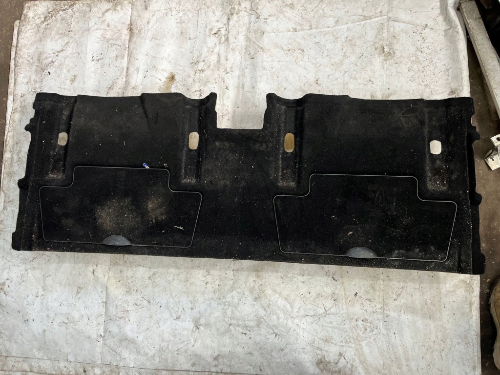 фото №1, Обшивка коврик задний кабины citroen c4 picasso ii 96776924zd