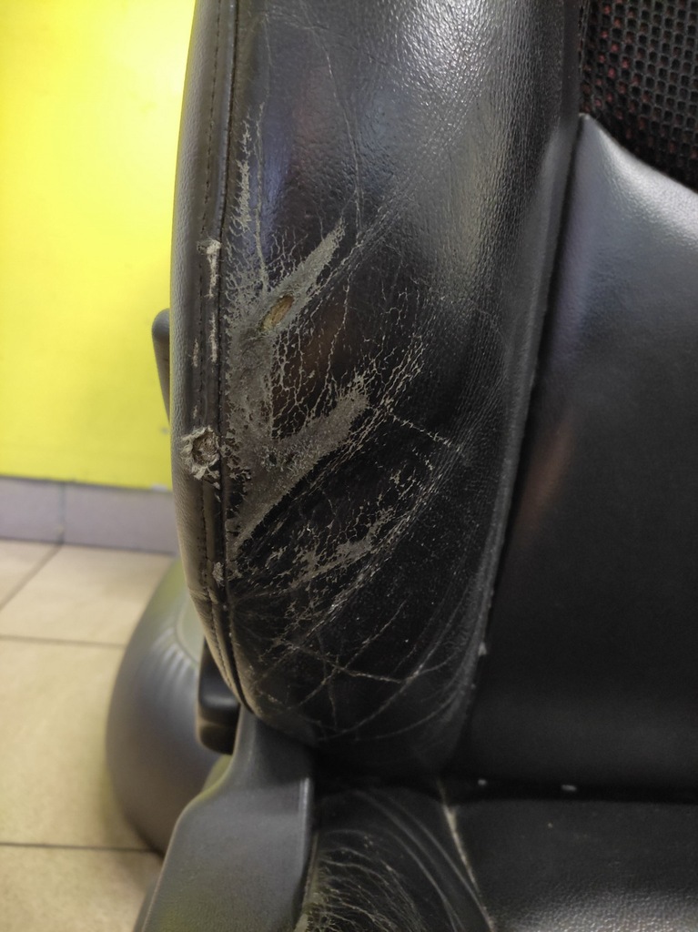 фото №5, Hyundai i30 комплект сидений перед