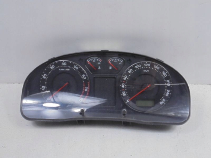 фото №9, Skoda superb i 3u4 счетчик приборы 1.8b 3u0920810c