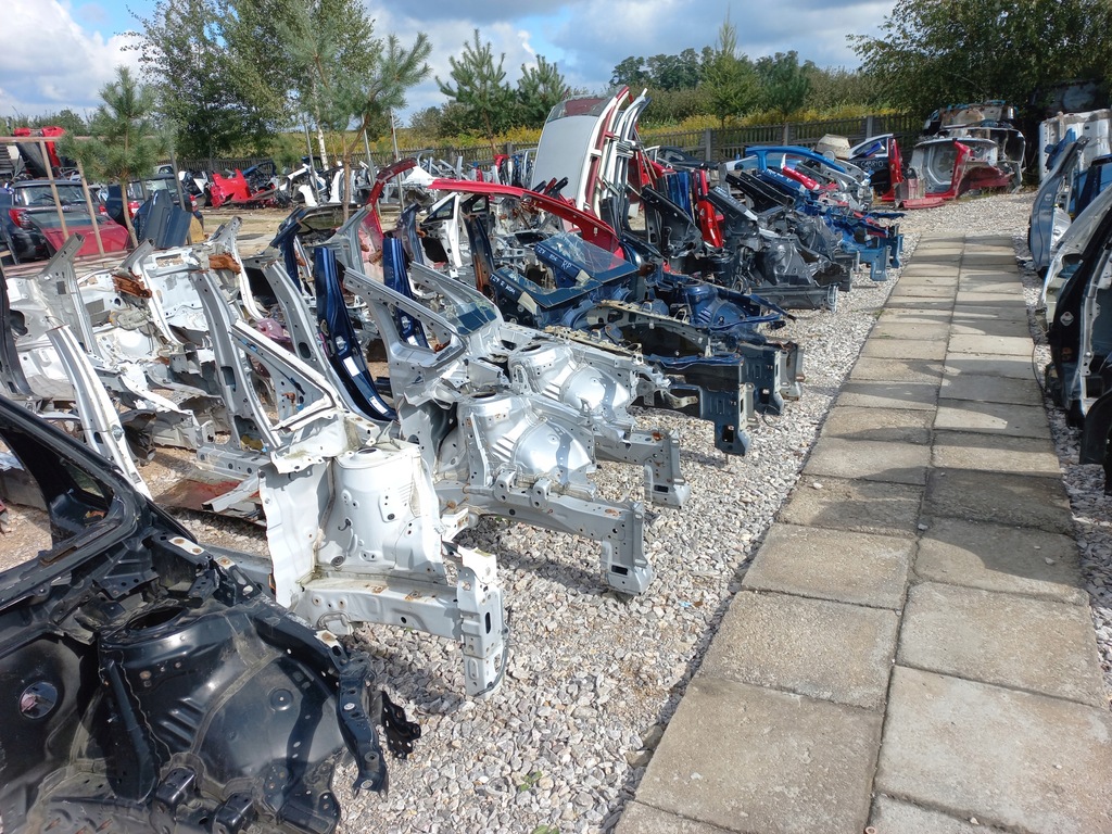 фото №6, Toyota prius iii чверть перед права блок двигуна поріг