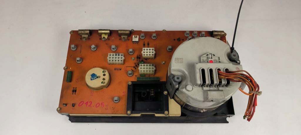 фото №6, Лічильник приладова панель 99112580220 steyr 17s21