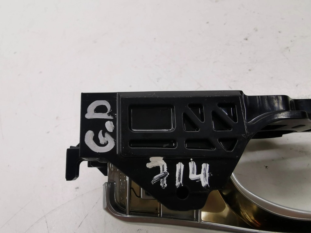 фото №8, Toyota c-hr i 2017 права сторона ручка внутрішнє