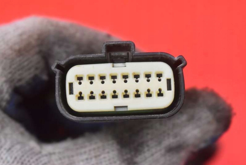 Жгут поперечина передний 3035338-01-c tesla model s performance рестайлинг  16-21 в Украине