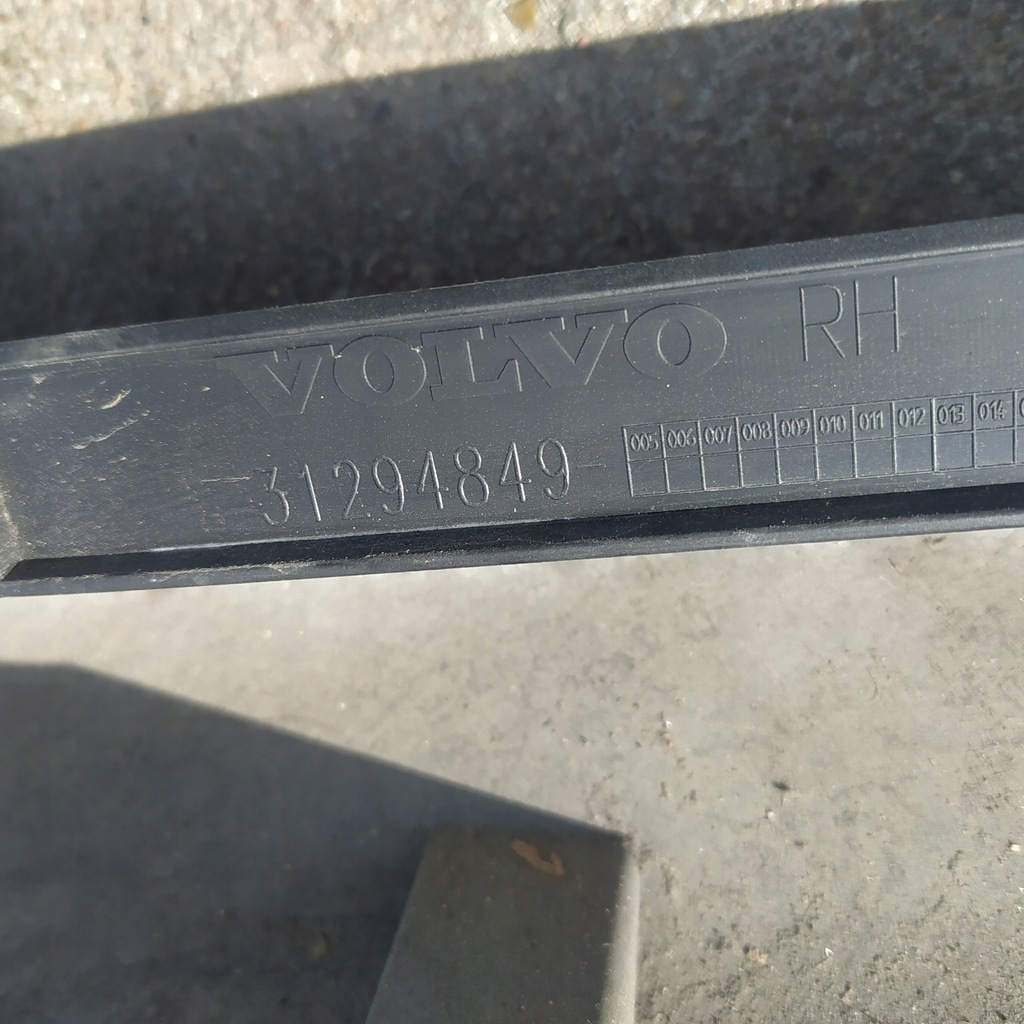фото №7, Volvo xc60 i молдинг накладка порог правая 31294849