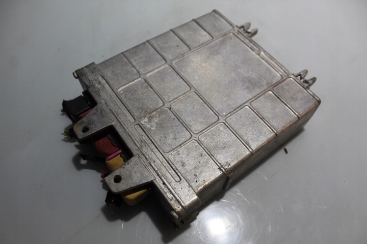 фото №1, Бортовой компьютер двигателя volkswagen passat b5 1.9tdi