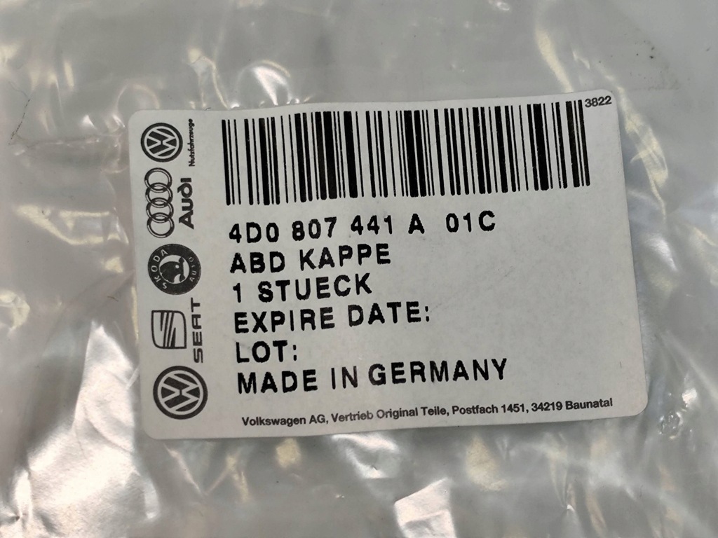 фото №10, Audi a8 d2 94-99 заглушка бампера фаркоп буксирувальний вушко 4d0807441a nowa