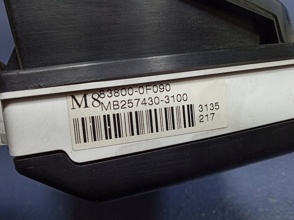 фото №5, Toyota corolla verso ii 2.2 d4d лічильник прилади eu 83800-0f090