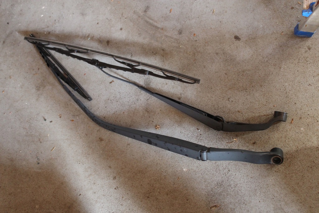 фото №1, Mazda 2 07-14 важелі двірник комплект europa