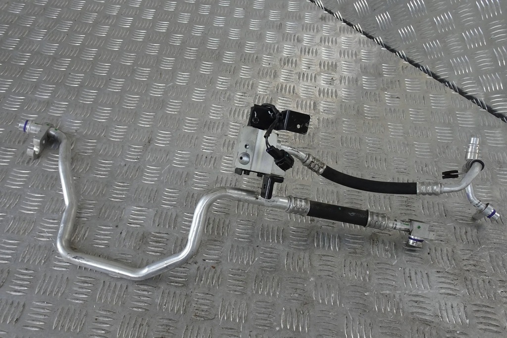 фото №1, Nissan leaf ii шланг кондиционера труба wąż 17-