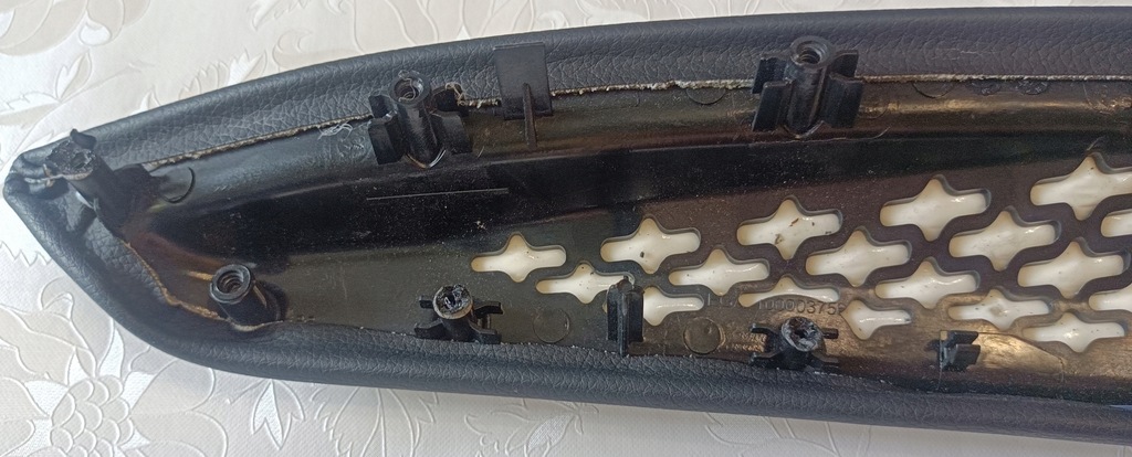 фото №5, Mercedes w213 подлокотник задние правое дверь a2137300294 i a2137302600