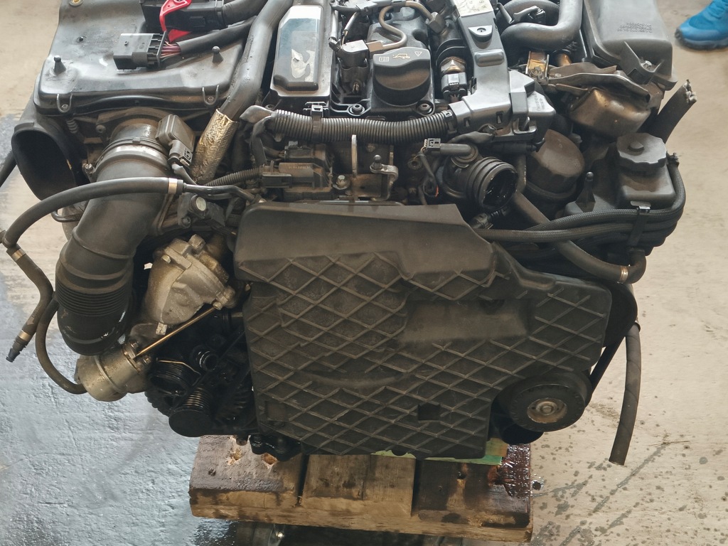 фото №6, Mercedes w204 w212 двигатель kompletny 2.2 cdi om 651 911
