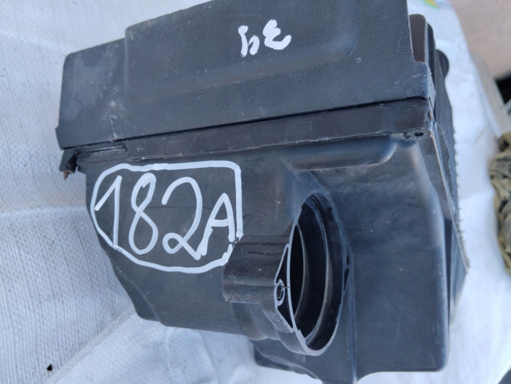 фото №6, Корпус фильтра воздуха renault scenic ii 2 megane ii 2 1.9 dci 8200545280